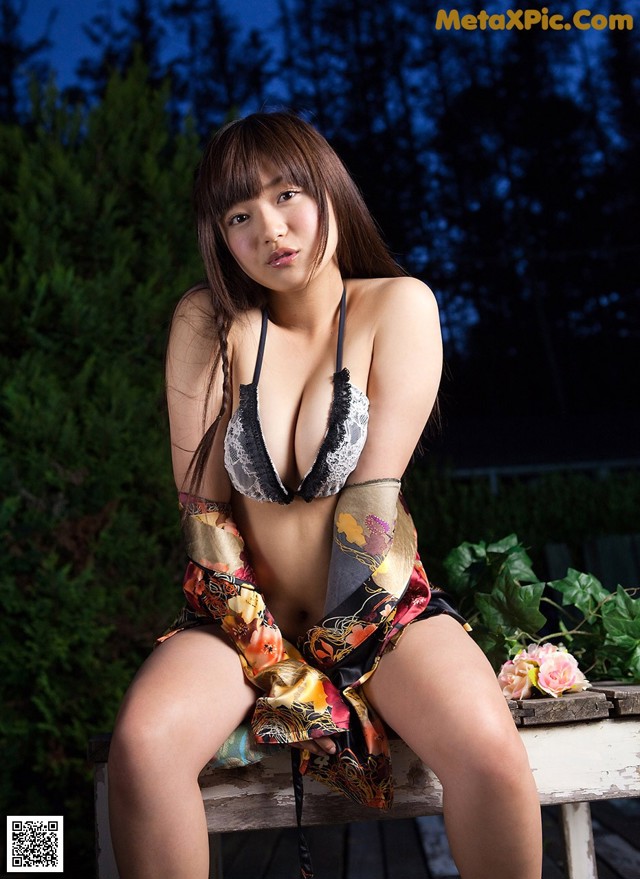 Mayumi Yamanaka - Daring Download Bigtits No.ef2512