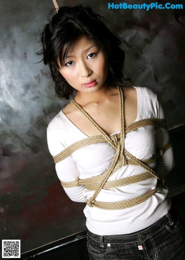 Oshioki Huyumi - Strictlyglamour Mzansi Bitchis No.649640