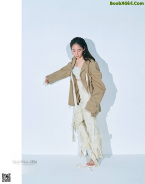 Riho Yoshioka 吉岡里帆, SPRiNG Magazine 2022.07