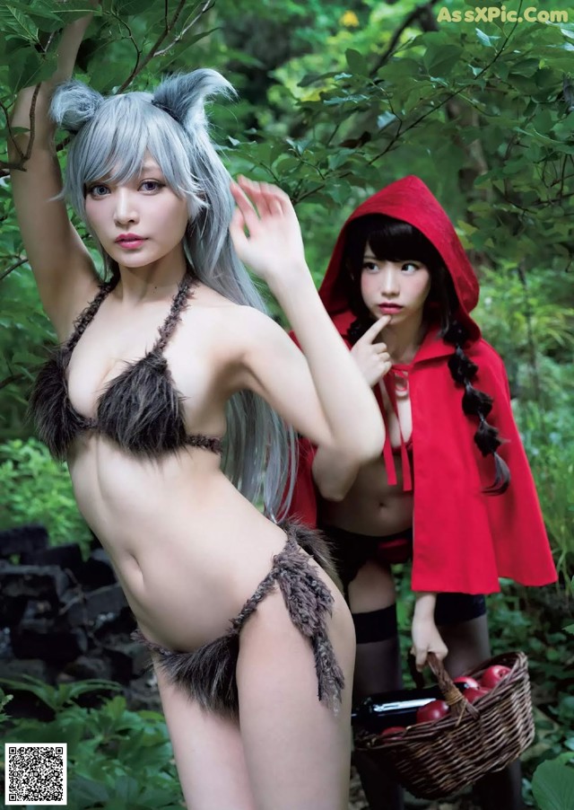 Enako えなこ, Sayaka Nitori 似鳥沙也加, Weekly Playboy 2019 No.35 (週刊プレイボーイ 2019年35号) No.6efdcf